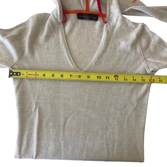 Kjus CELERINA Hooded Merino Wool Long Sleeve Pullover Sweater size 36/Small Gray - Picture 8 of 9